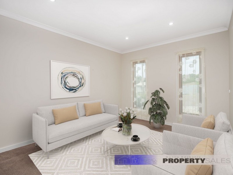 2C Boolarra Avenue, Newborough VIC 3825