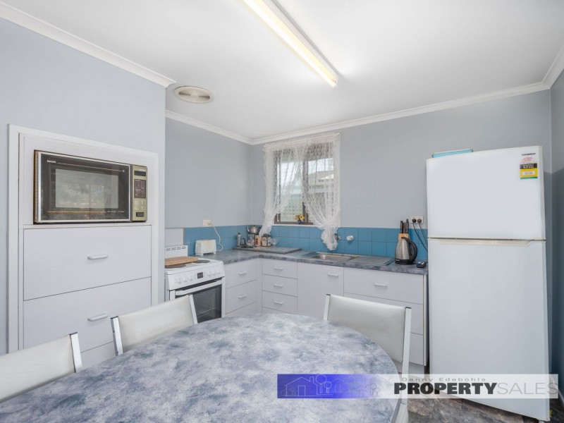 11 Stearman Street, Newborough VIC 3825