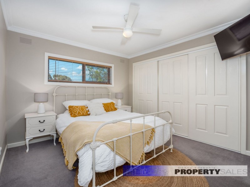 4 Mervyn Street, Moe VIC 3825