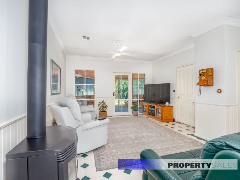 6 Kennedy Court, Newborough VIC 3825