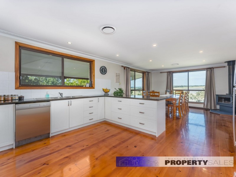 323 Coalville Road, Moe South VIC 3825