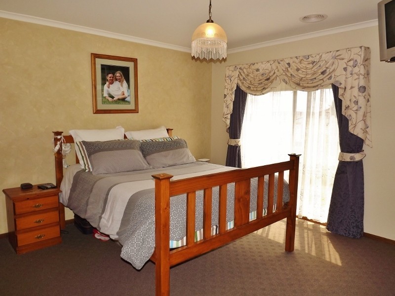 12 Wirrana Drive, Moe VIC 3825