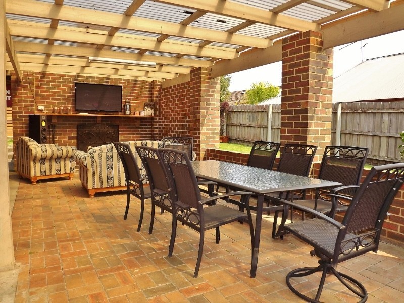 12 Wirrana Drive, Moe VIC 3825