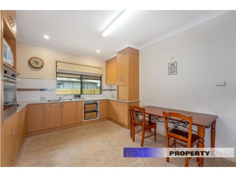 79 Moore Street, Moe VIC 3825