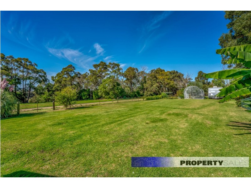 3 Mitchell Court, Willow Grove VIC 3825