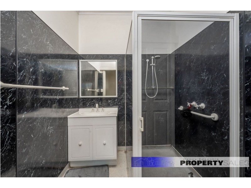 27 York Street, Moe VIC 3825