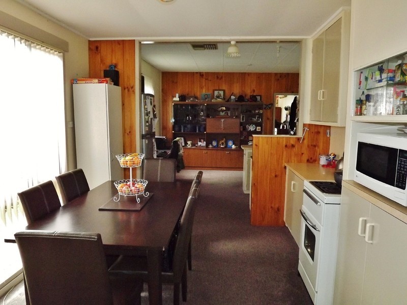 51 Western Avenue, Newborough VIC 3825