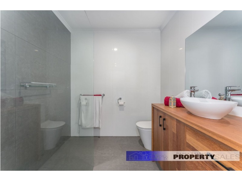 21 Castle Street, Moe VIC 3825