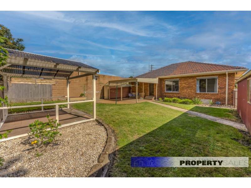 24 Trent Street, Newborough VIC 3825