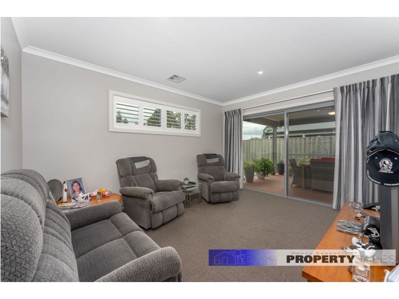 11 Avoca Place, Moe VIC 3825