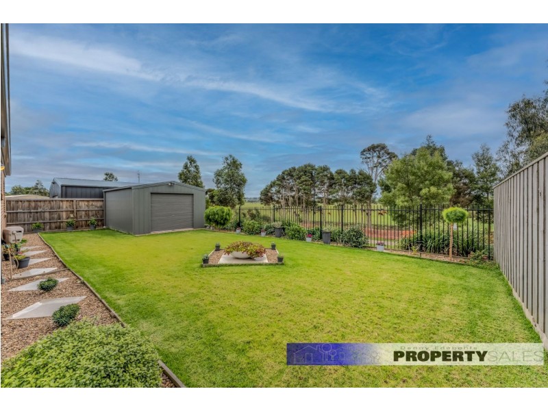 11 Avoca Place, Moe VIC 3825