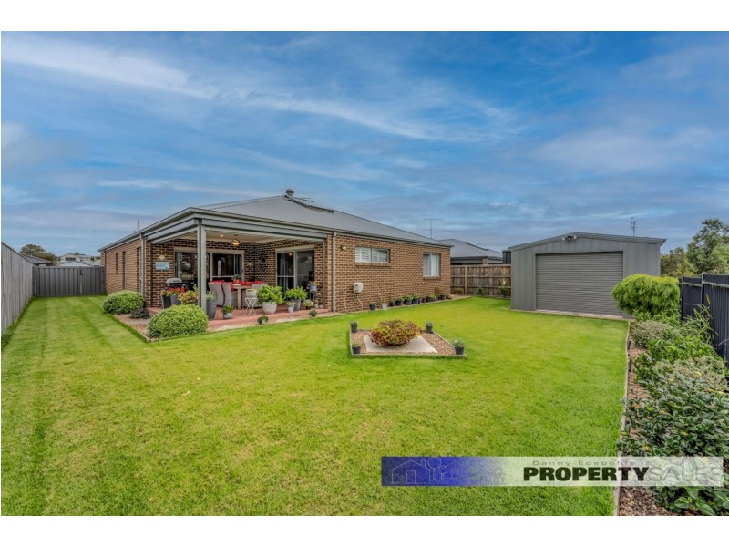 11 Avoca Place, Moe VIC 3825