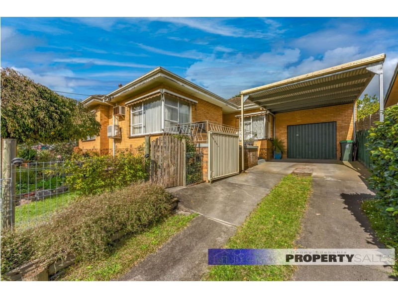 18 Bayley Street, Moe VIC 3825