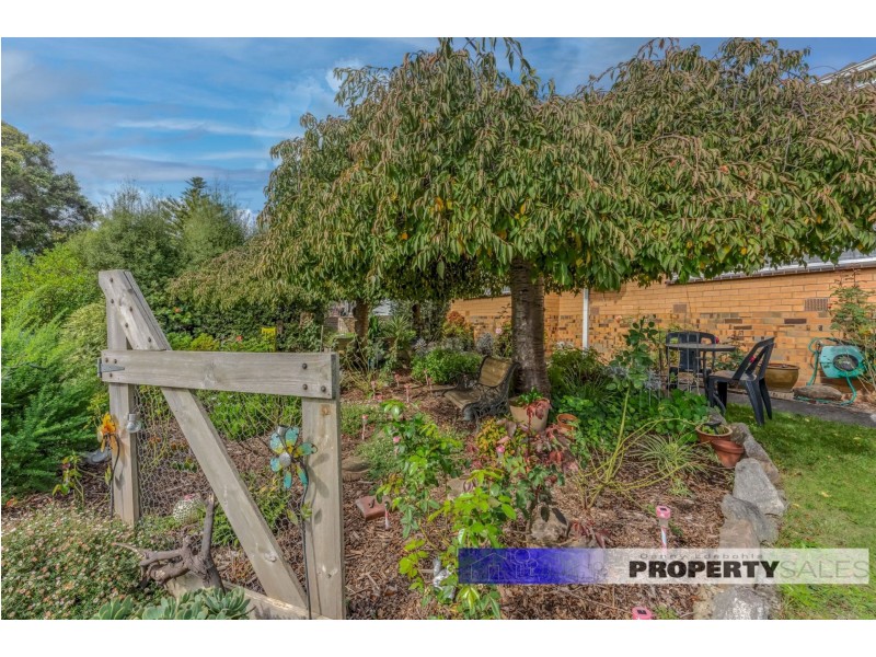 18 Bayley Street, Moe VIC 3825