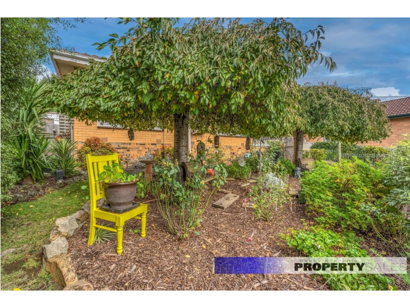 18 Bayley Street, Moe VIC 3825