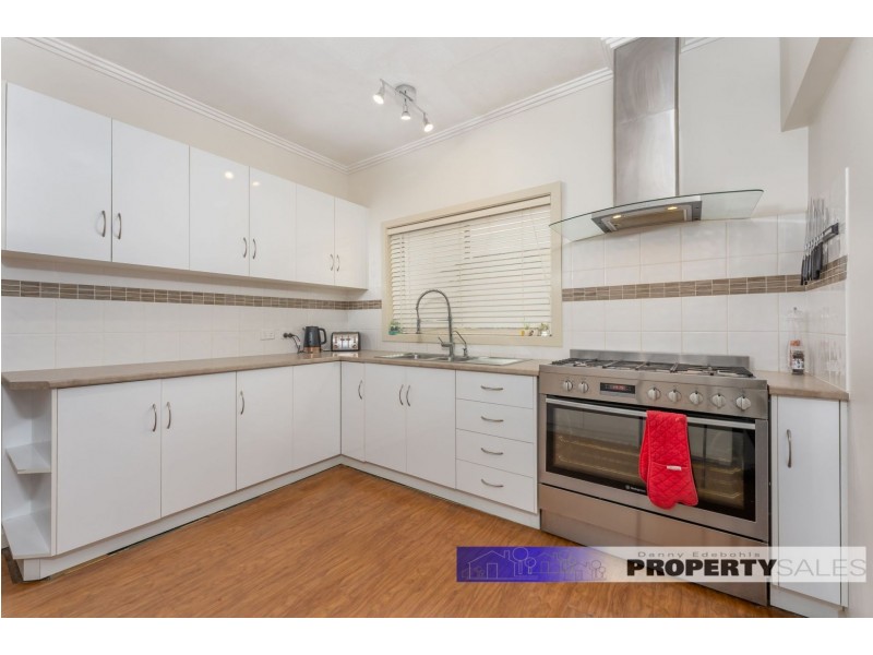 23 Scott Avenue, Moe VIC 3825