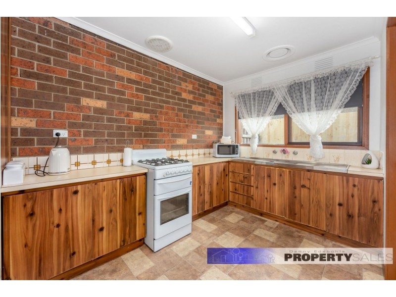 2/5 Hyland Street, Moe VIC 3825