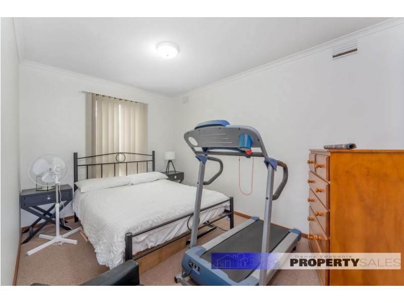 2/5 Hyland Street, Moe VIC 3825