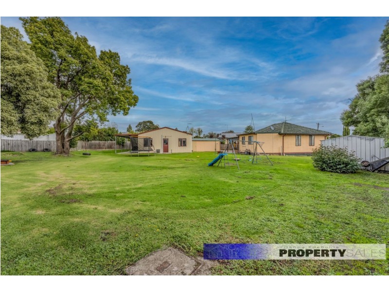 1 Leslie Court, Moe VIC 3825