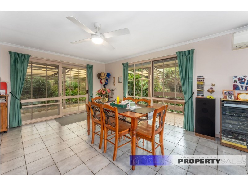 40 Yasmin Drive, Hernes Oak VIC 3825