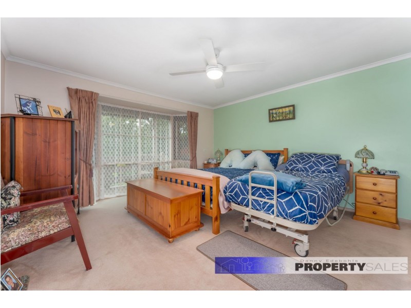 40 Yasmin Drive, Hernes Oak VIC 3825