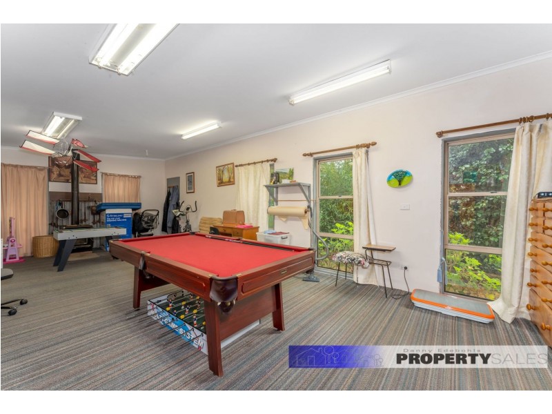 40 Yasmin Drive, Hernes Oak VIC 3825