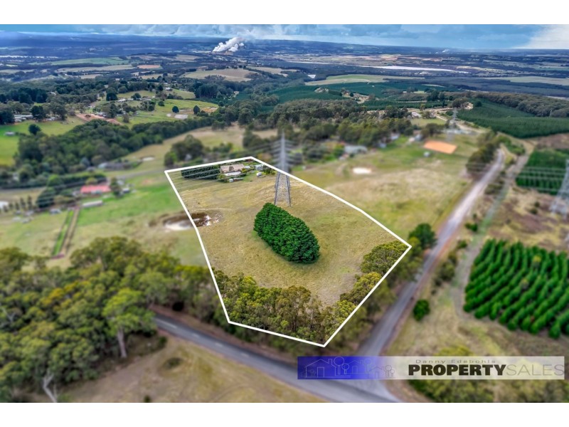 40 Yasmin Drive, Hernes Oak VIC 3825