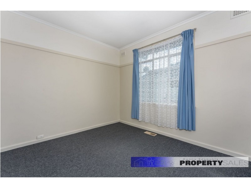 12 Windsor Avenue, Moe VIC 3825