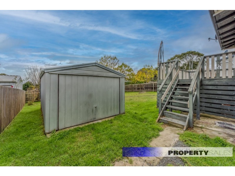 12 Windsor Avenue, Moe VIC 3825