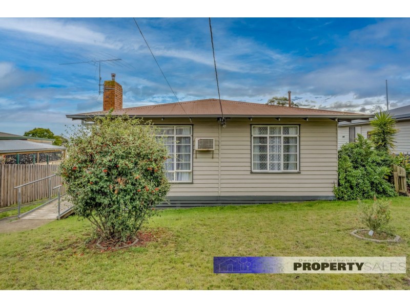 12 Windsor Avenue, Moe VIC 3825