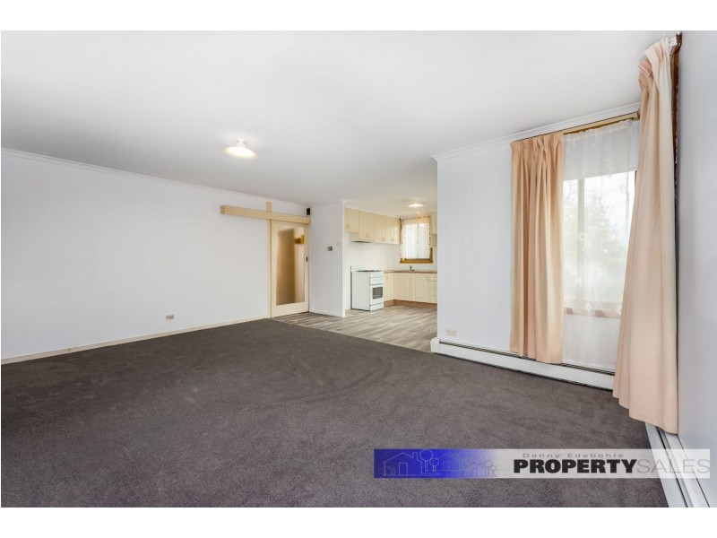 10 Boolarra Avenue, Newborough VIC 3825