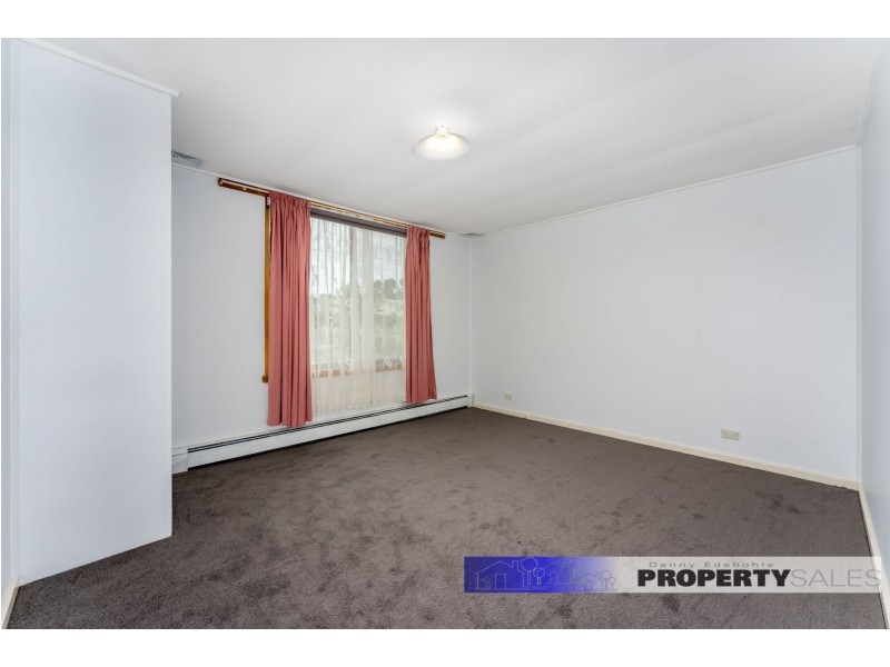 10 Boolarra Avenue, Newborough VIC 3825