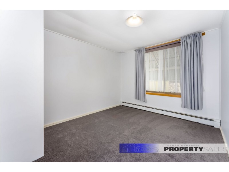 10 Boolarra Avenue, Newborough VIC 3825