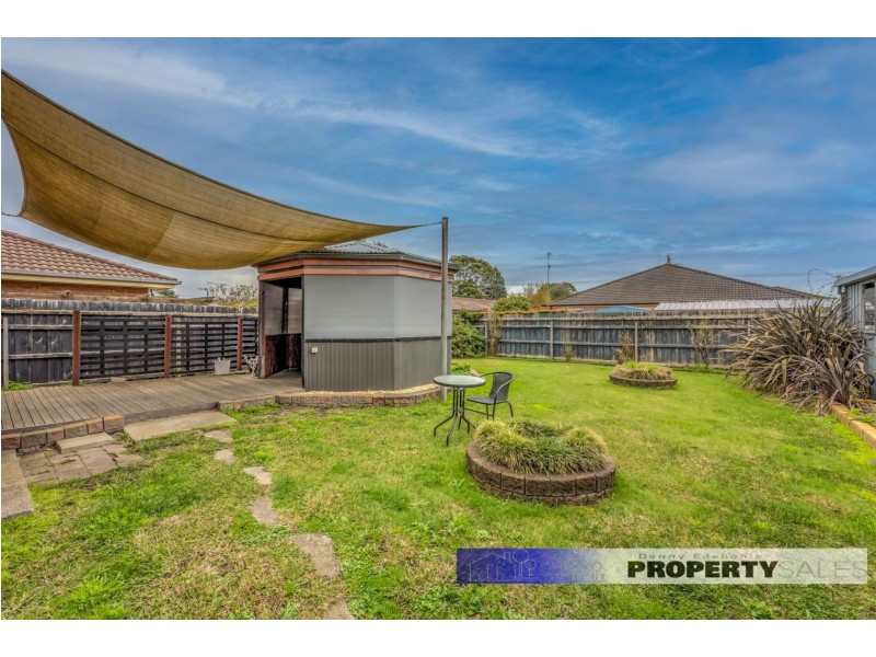 9 Banksia Street, Newborough VIC 3825