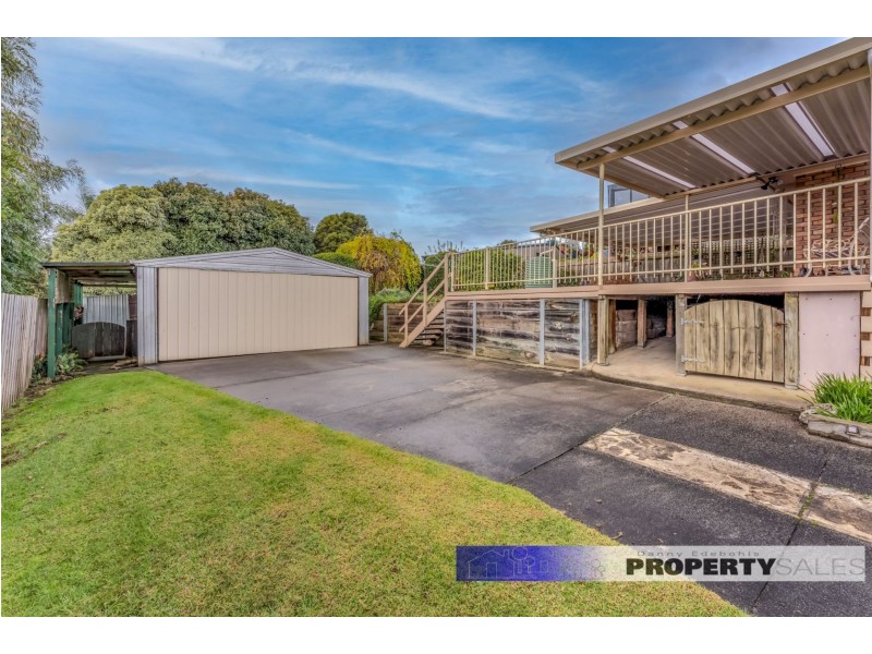 33 Scorpio Drive, Moe VIC 3825