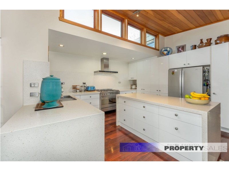 72 Shanahan Parade, Newborough VIC 3825