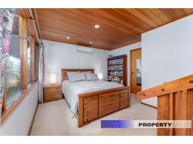 72 Shanahan Parade, Newborough VIC 3825