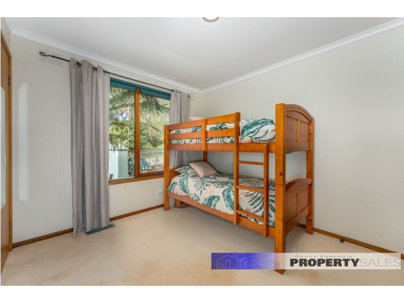 72 Shanahan Parade, Newborough VIC 3825