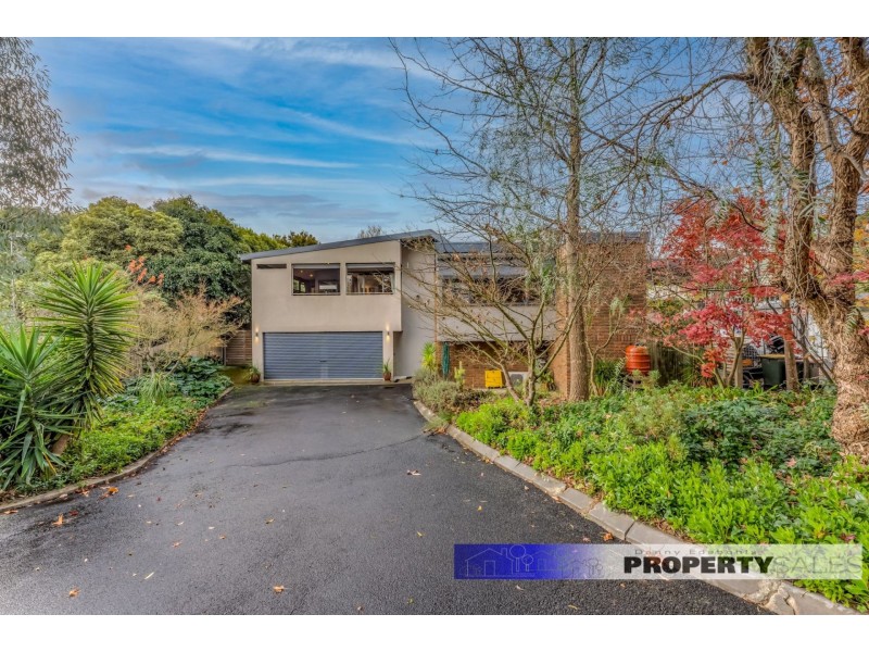 72 Shanahan Parade, Newborough VIC 3825