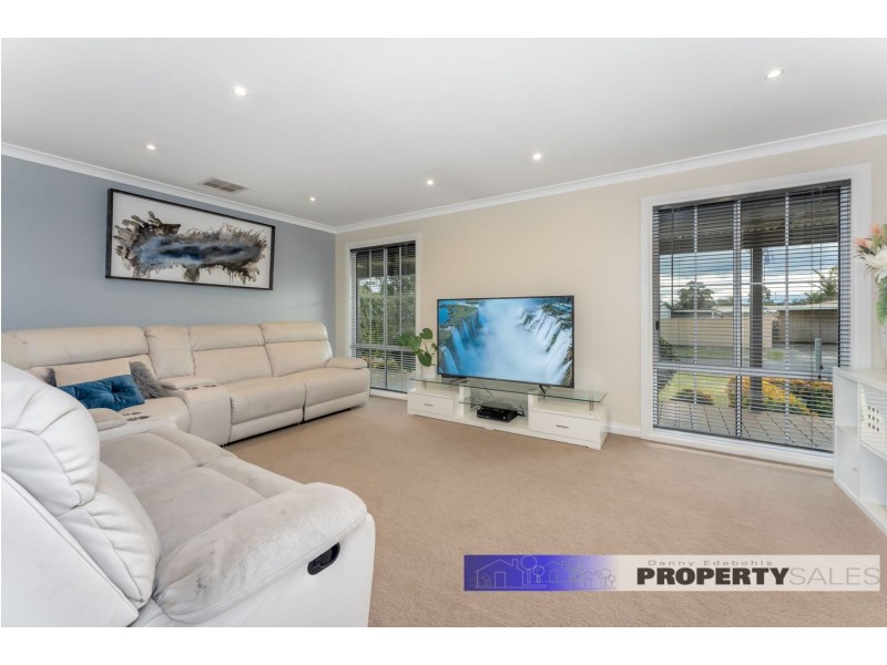 35 Koornalla Street, Newborough VIC 3825