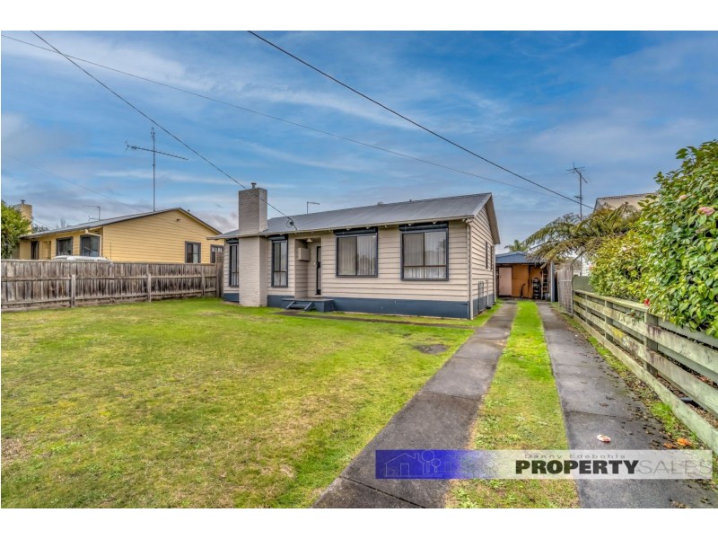 30 Alexander Avenue, Moe VIC 3825