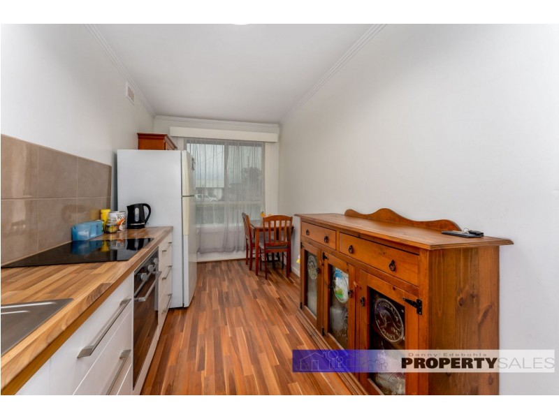 30 Alexander Avenue, Moe VIC 3825