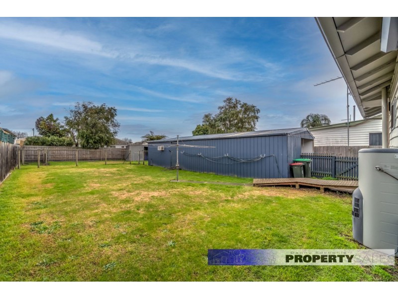 30 Alexander Avenue, Moe VIC 3825