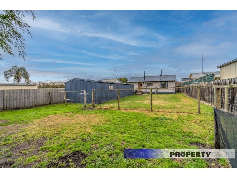 30 Alexander Avenue, Moe VIC 3825