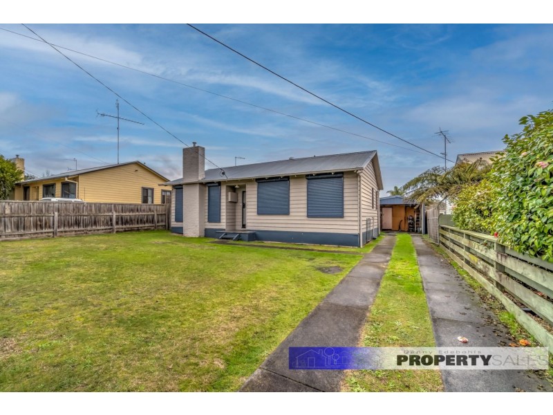 30 Alexander Avenue, Moe VIC 3825