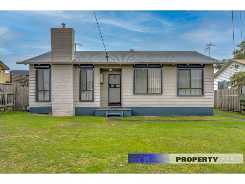 30 Alexander Avenue, Moe VIC 3825