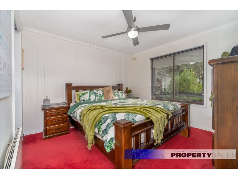 395 McDonalds Track, Hernes Oak VIC 3825