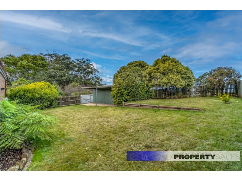 60 Pinnacle Drive, Rawson VIC 3825