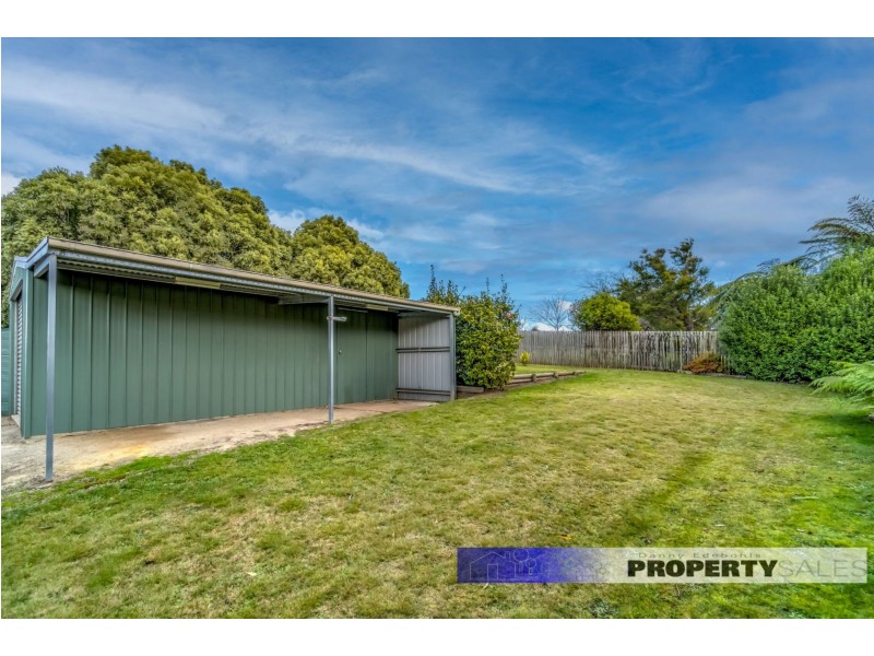 60 Pinnacle Drive, Rawson VIC 3825