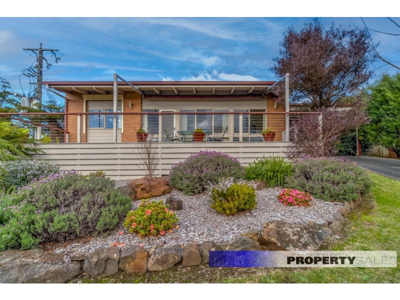 60 Pinnacle Drive, Rawson VIC 3825